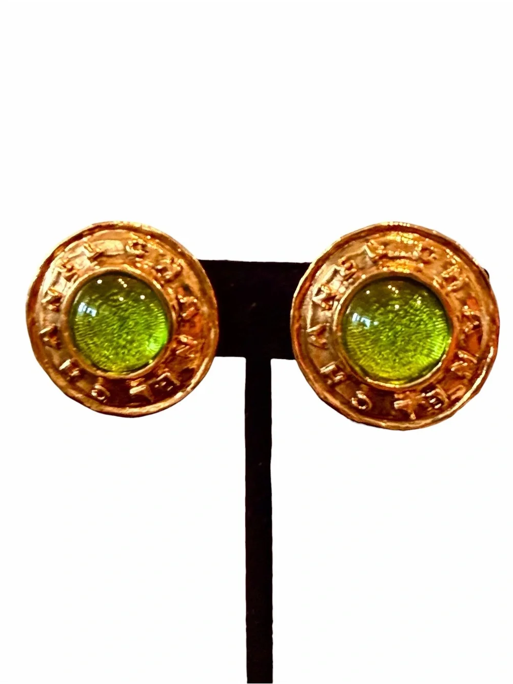 CHANEL Gold-Plated Round Earrings with Lime Green Gripoix Centers